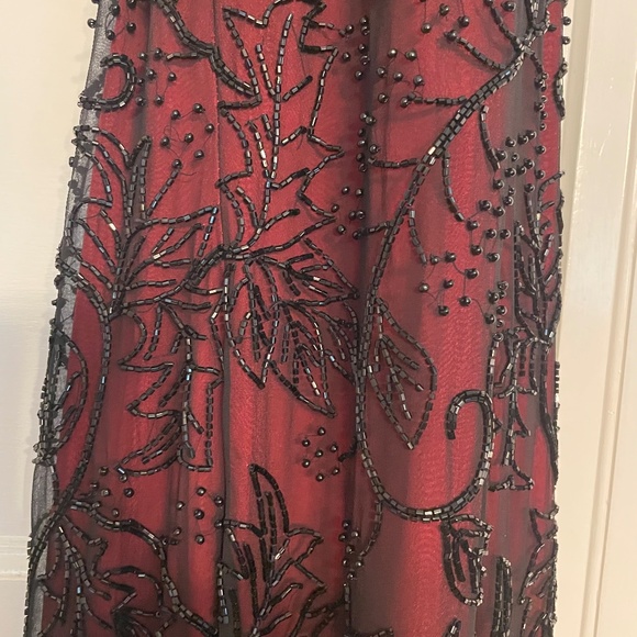 Luxury FLEUR de LEI RED SILK WITH BLACK BEADING BACK CUTOUT SLIT IN BACK - Picture 12 of 14
